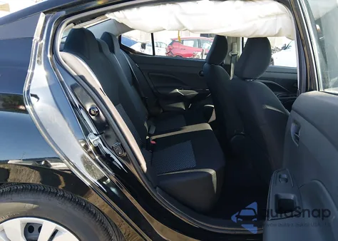 2023 Nissan Versa 1.6 S Xtronic Cvt z USA, uszkodzony, nr VIN 3N1CN8DV0PL847264